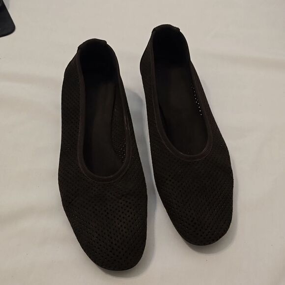 Stuart Weitzman black suede perforated flats 10 - Picture 1 of 8